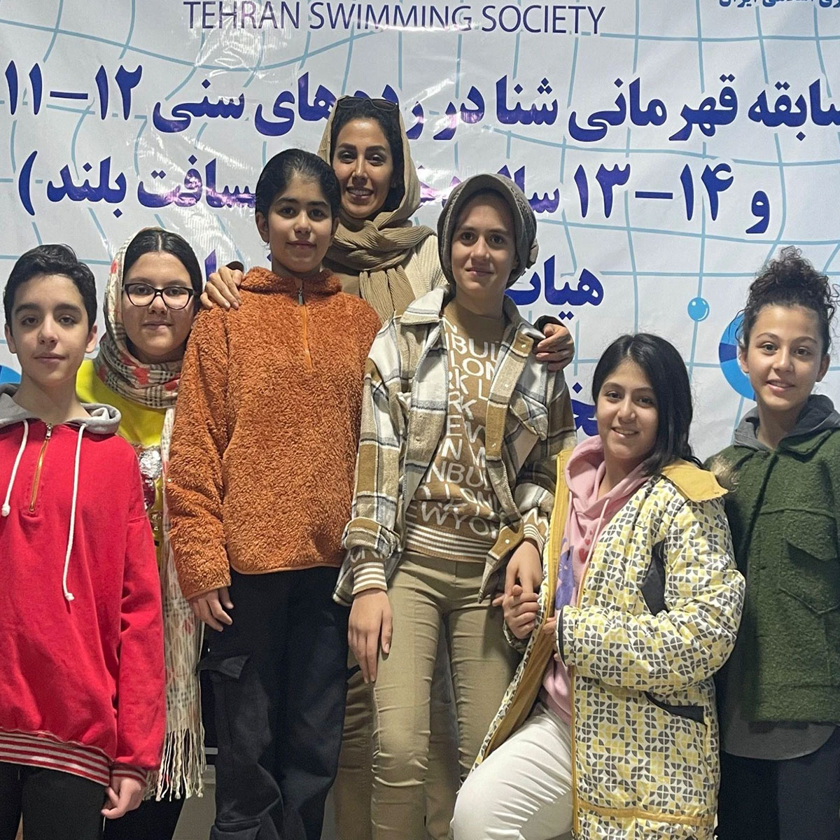 کلاس‌های ترمیک کامل آموزش شنای دختران و بانوان